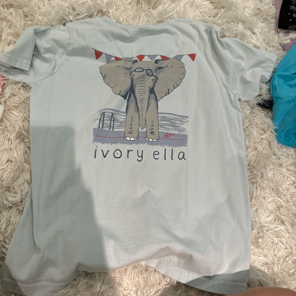 Ivory ella t-shirt size medium